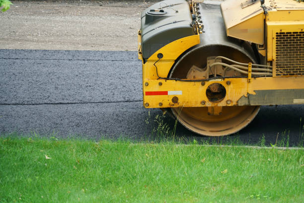 Best Permeable Paver Driveway  in Perry, MI
